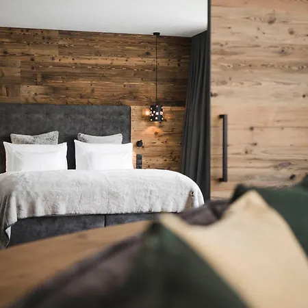 Excelsior Dolomites Life 4*